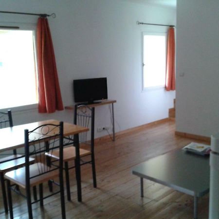 Le Bon Air Est Dans Le Pre Champagnac (Auvergne) Exterior foto