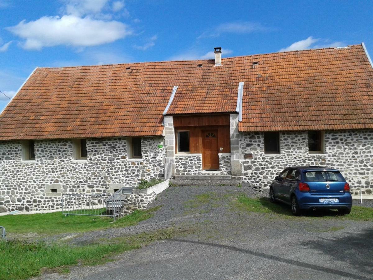 Le Bon Air Est Dans Le Pre Champagnac (Auvergne) Exterior foto